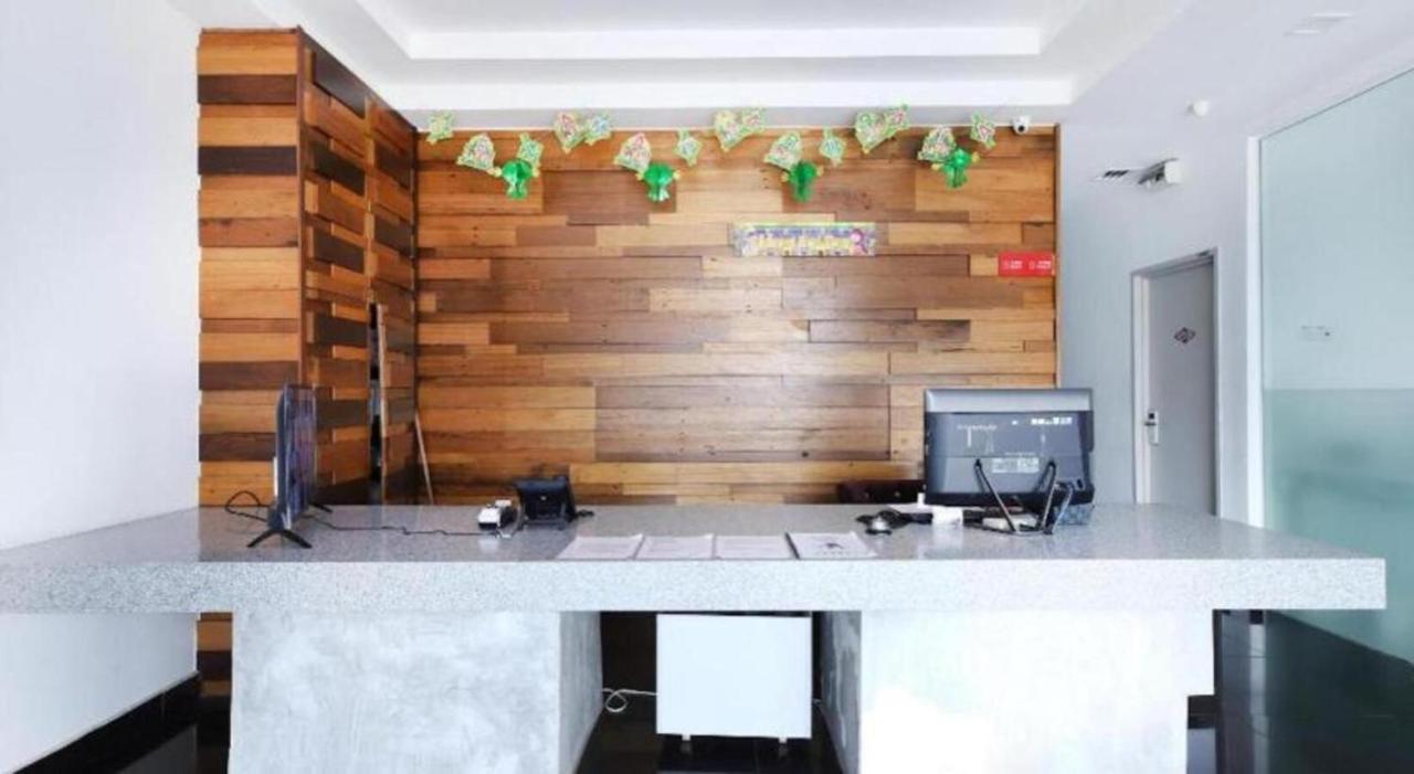 Iris Hotel Kajang Eksteriør billede